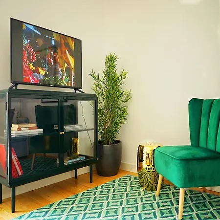 Intendente - 2 Quartos * Lisbon